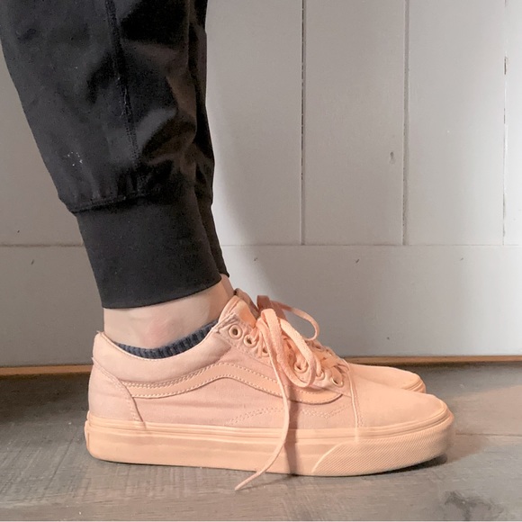 Vans Peach lace up shoes women’s - Picture 1 of 7